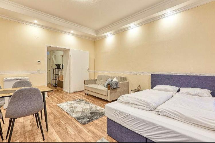 Lovely Airbnb Near Schoenbrunn * Vienna